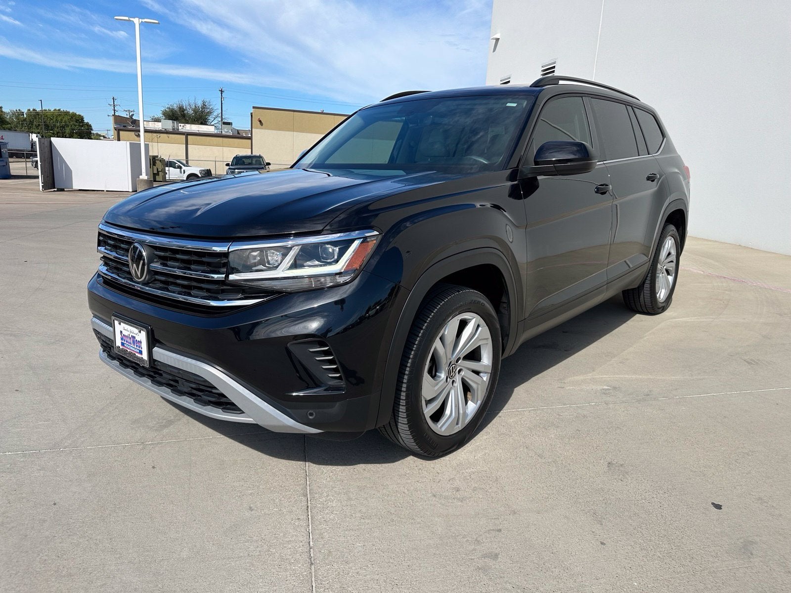 2023 Volkswagen Atlas 3.6L V6 SE w/Technology