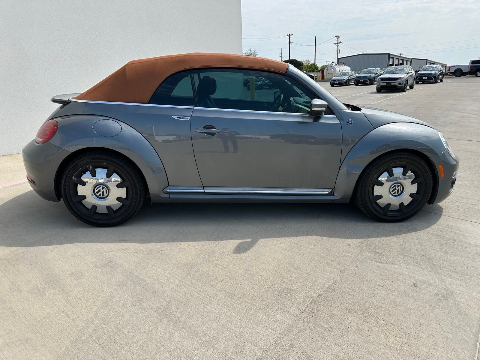 2019 Volkswagen Beetle Convertible 2.0T Final Edition SEL