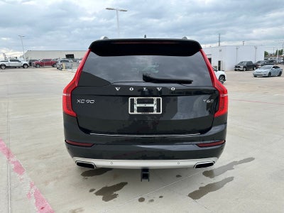 2019 Volvo XC90 T6 Momentum