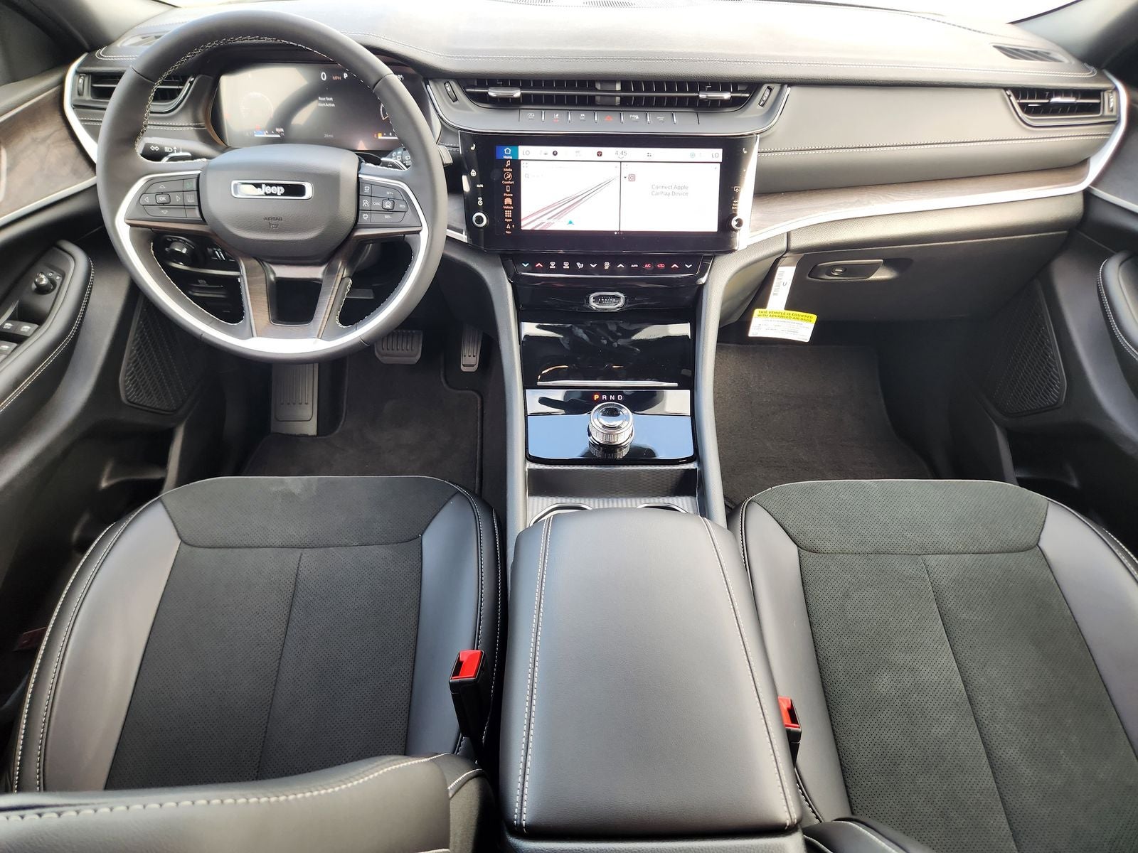 2026 Jeep Grand Cherokee GRAND CHEROKEE LAREDO ALTITUDE 4X2