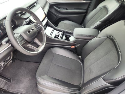 2026 Jeep Grand Cherokee GRAND CHEROKEE LAREDO ALTITUDE 4X2