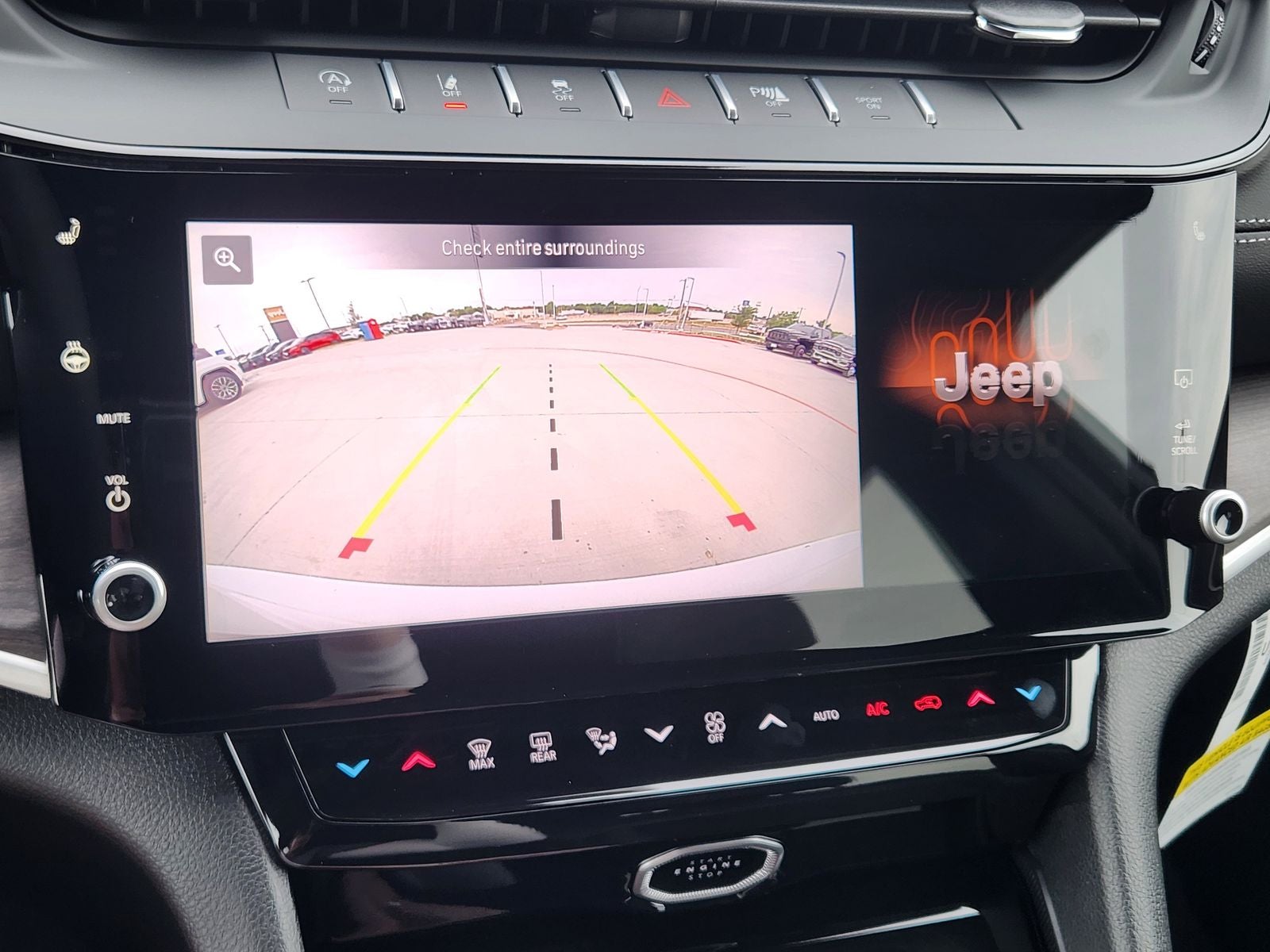 2026 Jeep Grand Cherokee GRAND CHEROKEE LAREDO ALTITUDE 4X2