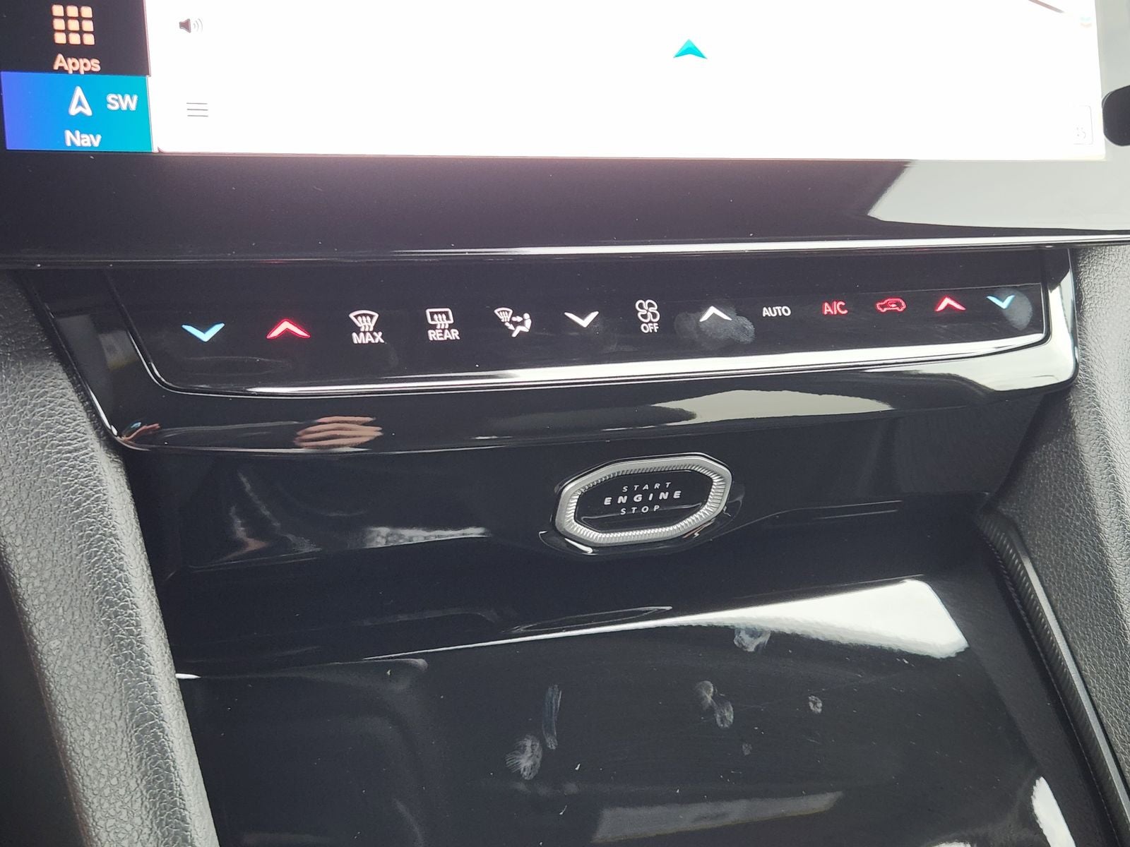 2026 Jeep Grand Cherokee GRAND CHEROKEE LAREDO ALTITUDE 4X2