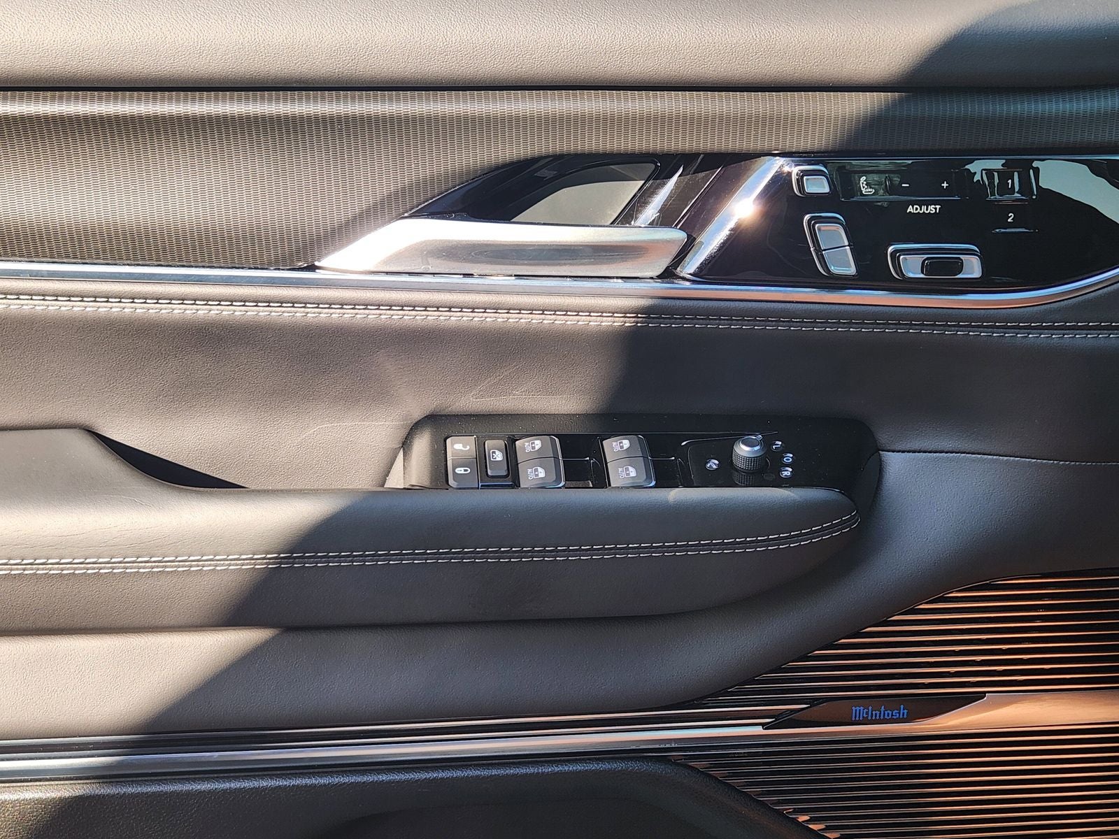2026 Jeep Grand Wagoneer GRAND WAGONEER SUMMIT OBSIDIAN 4X4