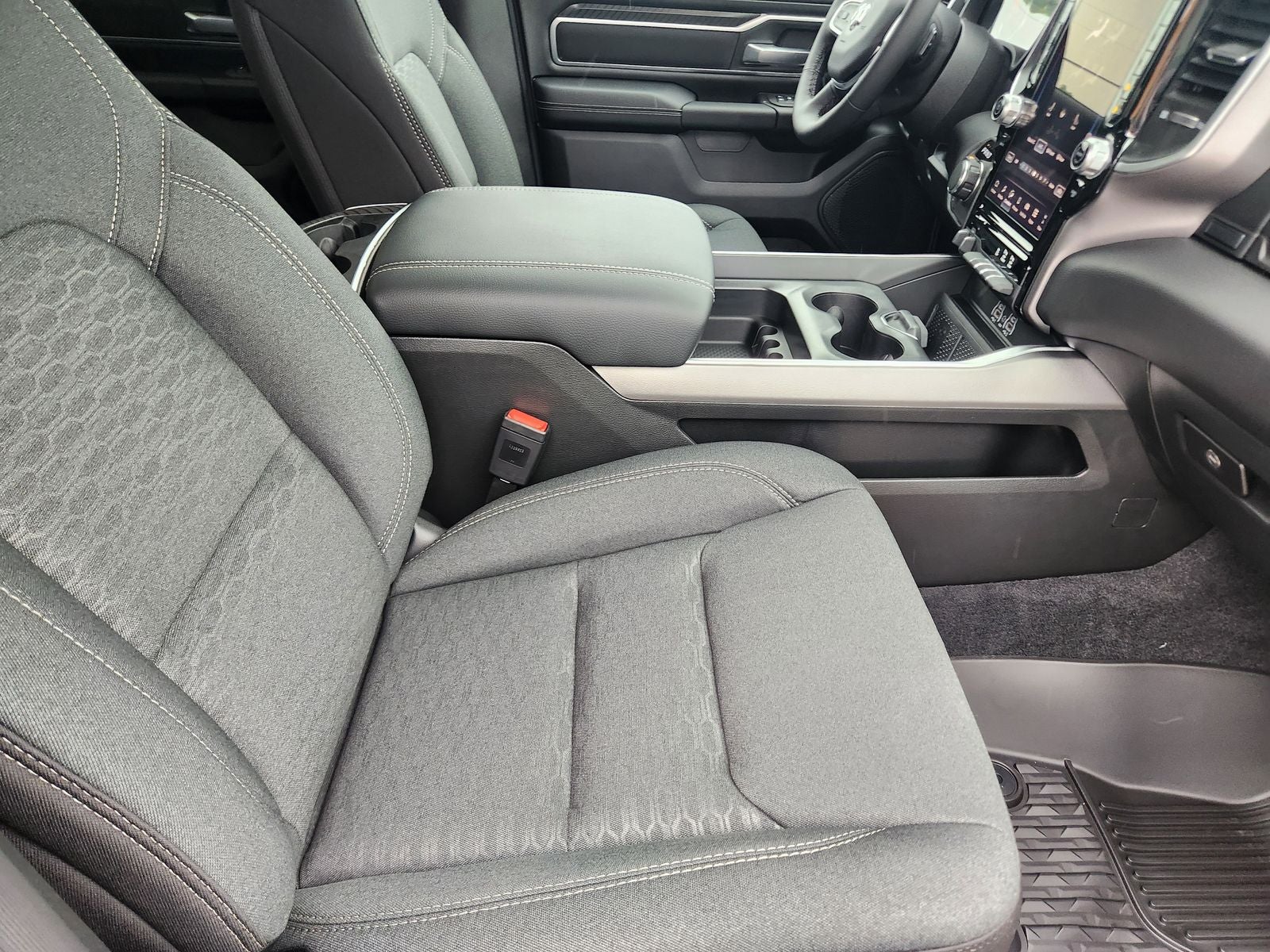 2026 RAM Ram 1500 RAM 1500 LONE STAR CREW CAB 4X4 5'7' BOX