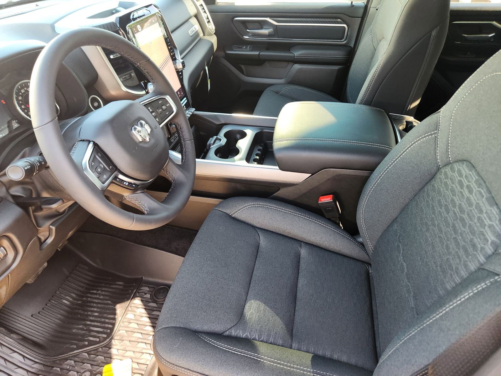 2026 RAM Ram 1500 RAM 1500 LONE STAR CREW CAB 4X4 5'7' BOX