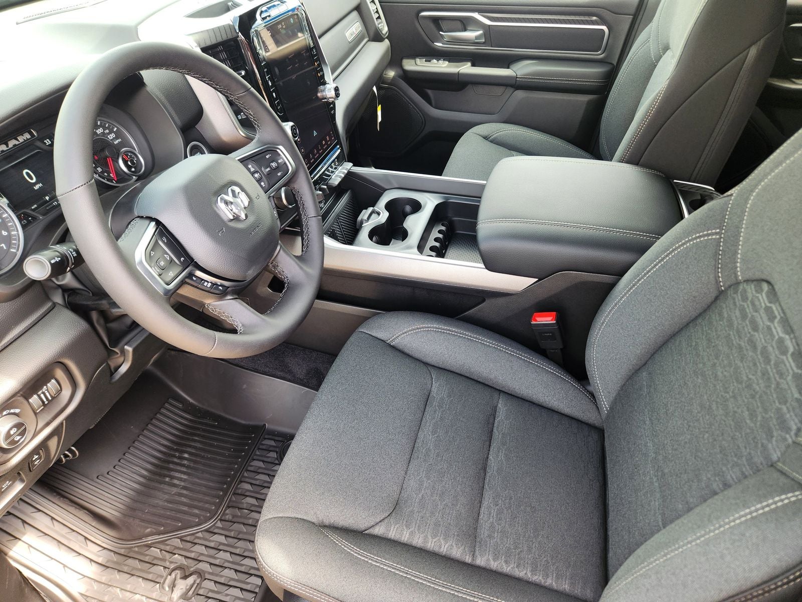 2026 RAM Ram 1500 RAM 1500 LONE STAR CREW CAB 4X4 5'7' BOX