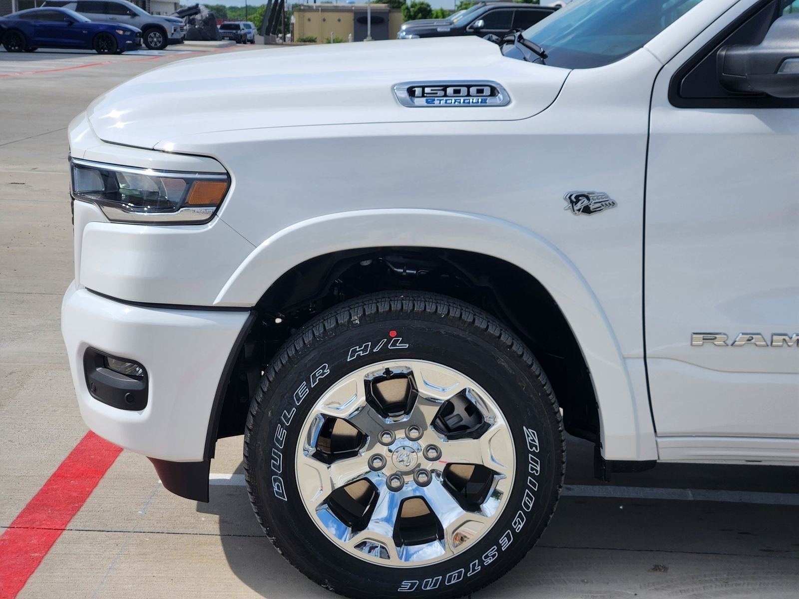 2026 RAM Ram 1500 RAM 1500 LONE STAR CREW CAB 4X4 5'7' BOX