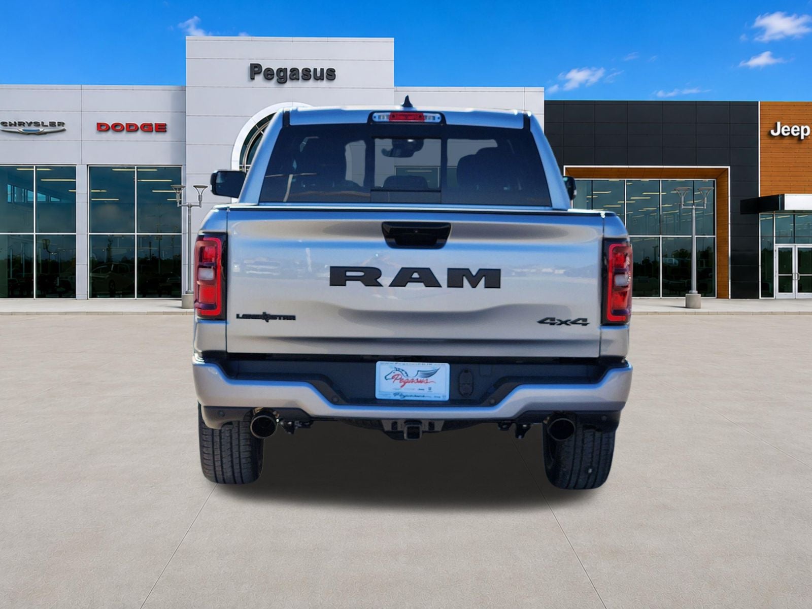 2026 RAM Ram 1500 RAM 1500 LONE STAR CREW CAB 4X4 5'7' BOX