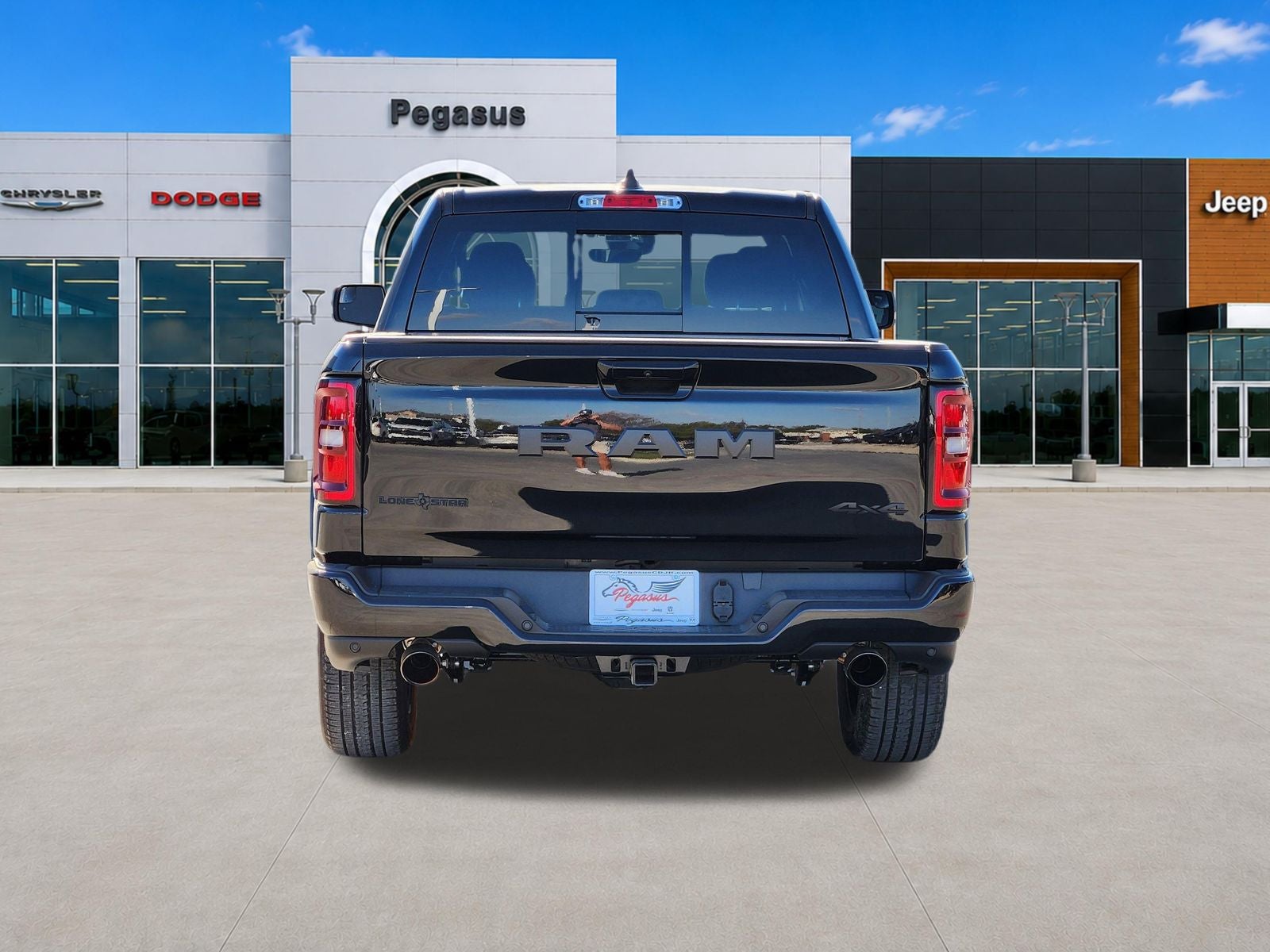 2026 RAM Ram 1500 RAM 1500 LONE STAR CREW CAB 4X4 5'7' BOX