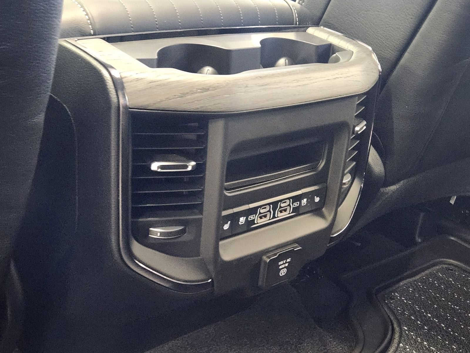 2026 RAM Ram 1500 RAM 1500 LIMITED CREW CAB 4X4 5'7' BOX