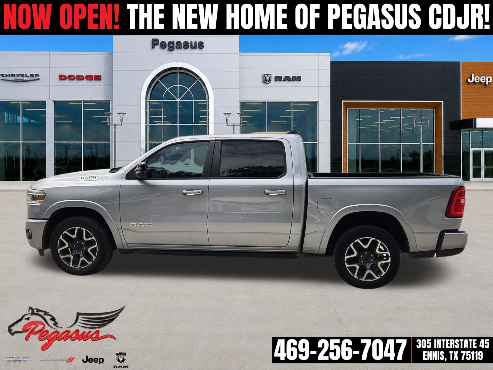 2025 RAM Ram 1500 Laramie Crew Cab 4x4 5'7' Box