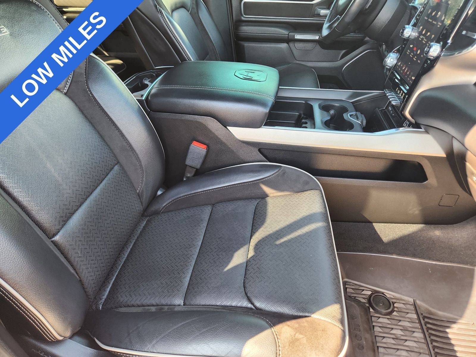 2019 RAM Ram 1500 Laramie Crew Cab 4x4 5'7' Box