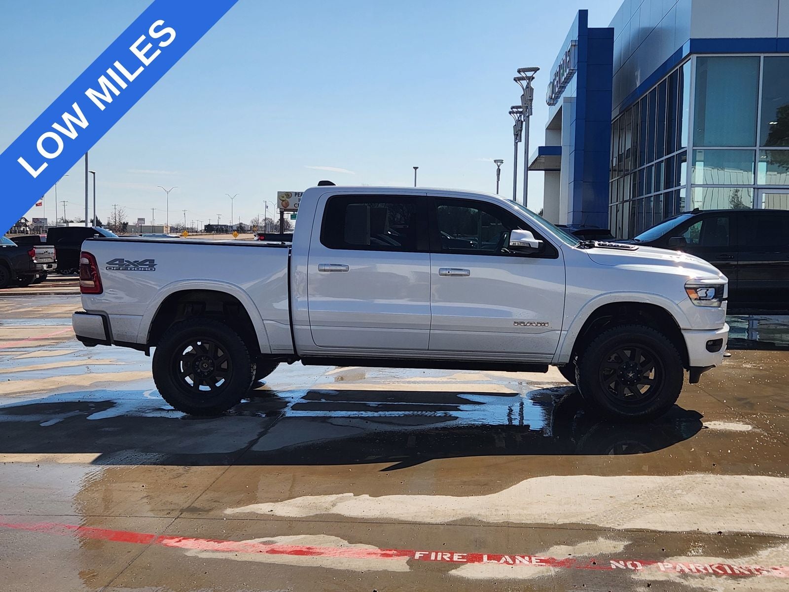 2019 RAM Ram 1500 Laramie Crew Cab 4x4 5'7' Box