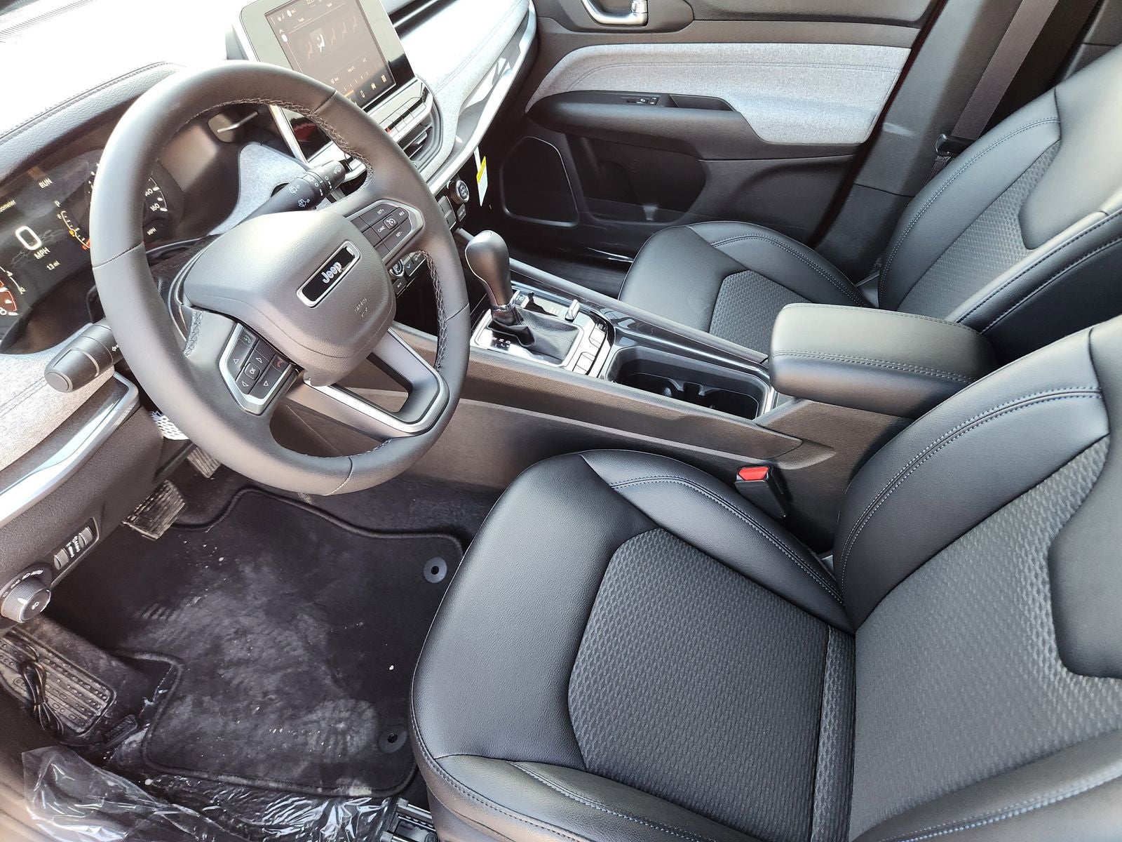 2026 Jeep Compass COMPASS LATITUDE 4X4