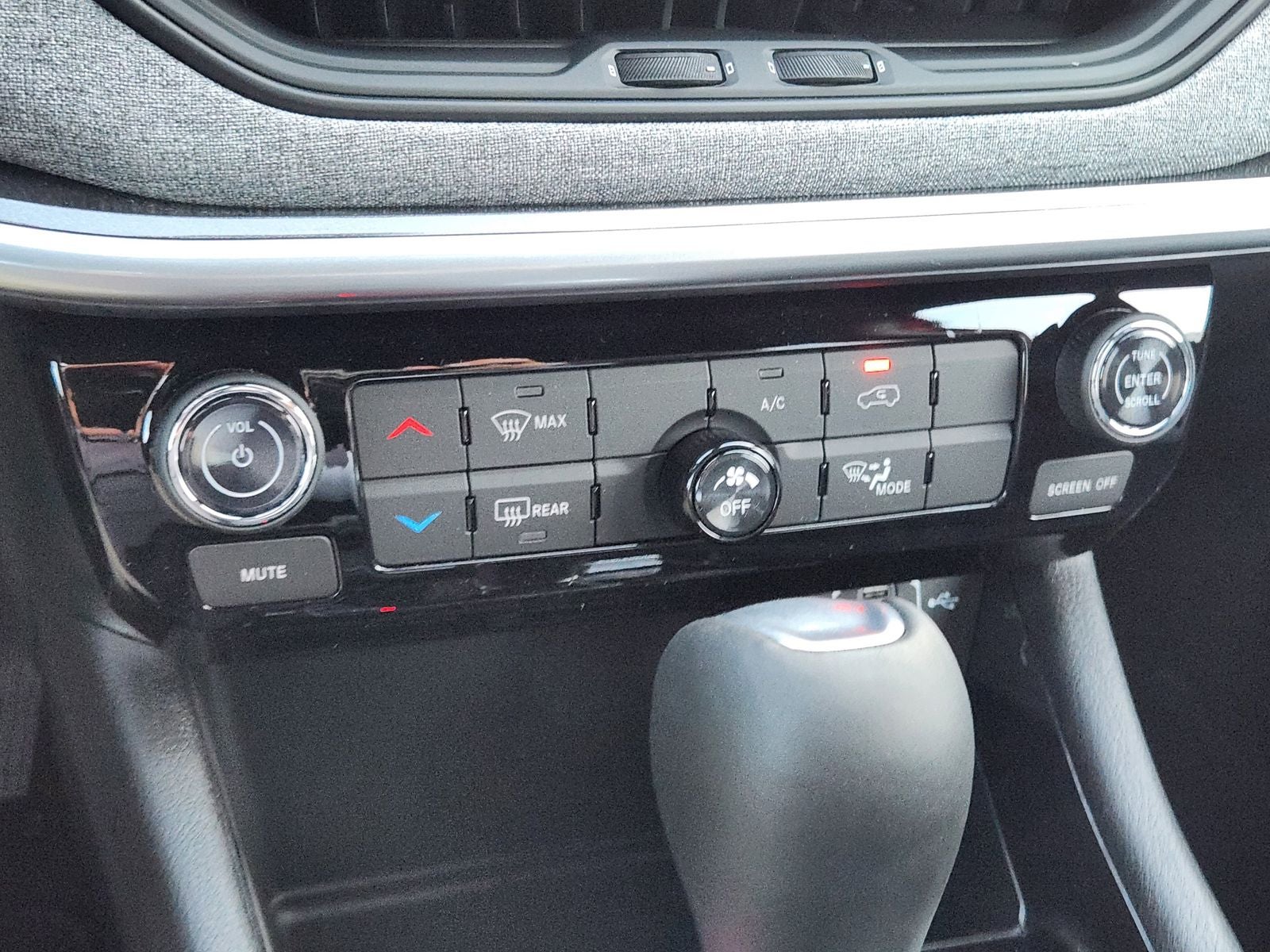 2026 Jeep Compass COMPASS LATITUDE 4X4