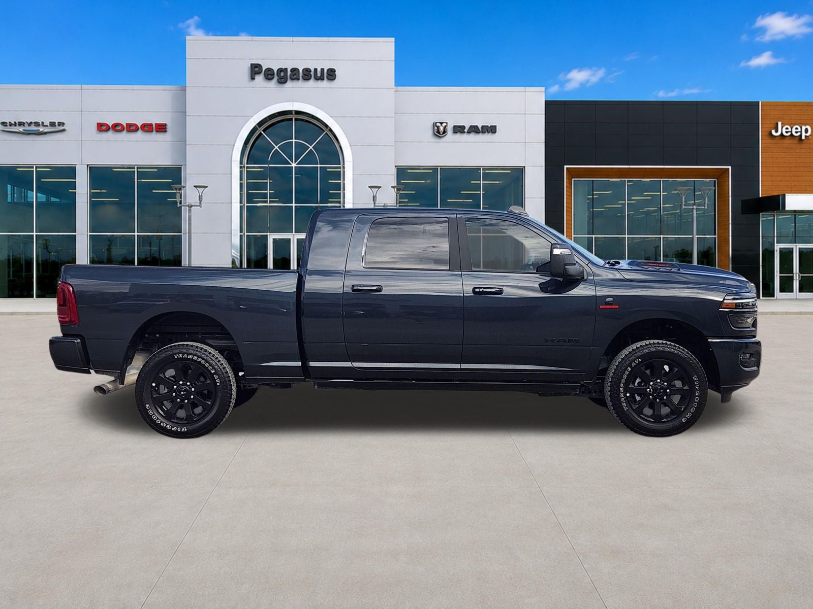 2025 RAM Ram 2500 RAM 2500 LARAMIE MEGA CAB 4X4 6'4' BOX