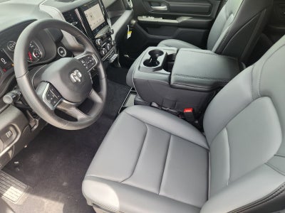 2026 RAM Ram 1500 RAM 1500 TRADESMAN CREW CAB 4X2 5'7' BOX