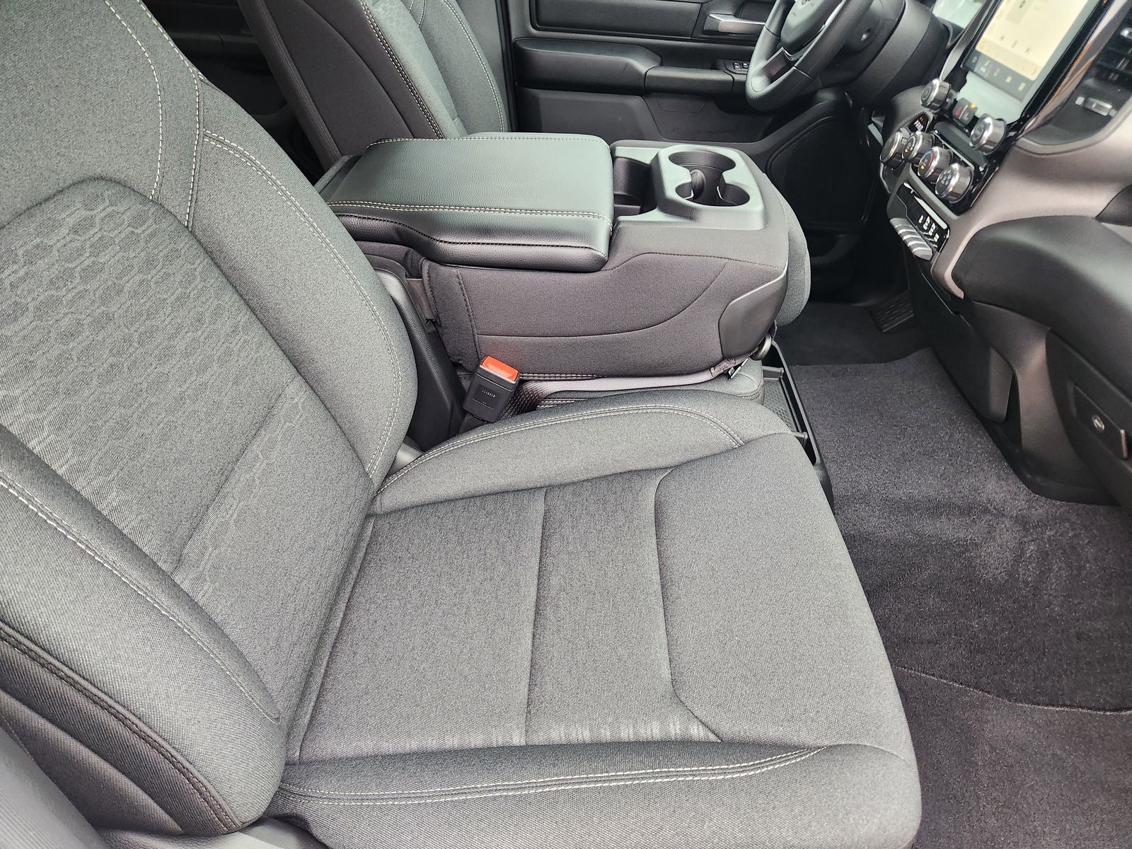 2026 RAM Ram 1500 RAM 1500 EXPRESS CREW CAB 4X2 5'7' BOX
