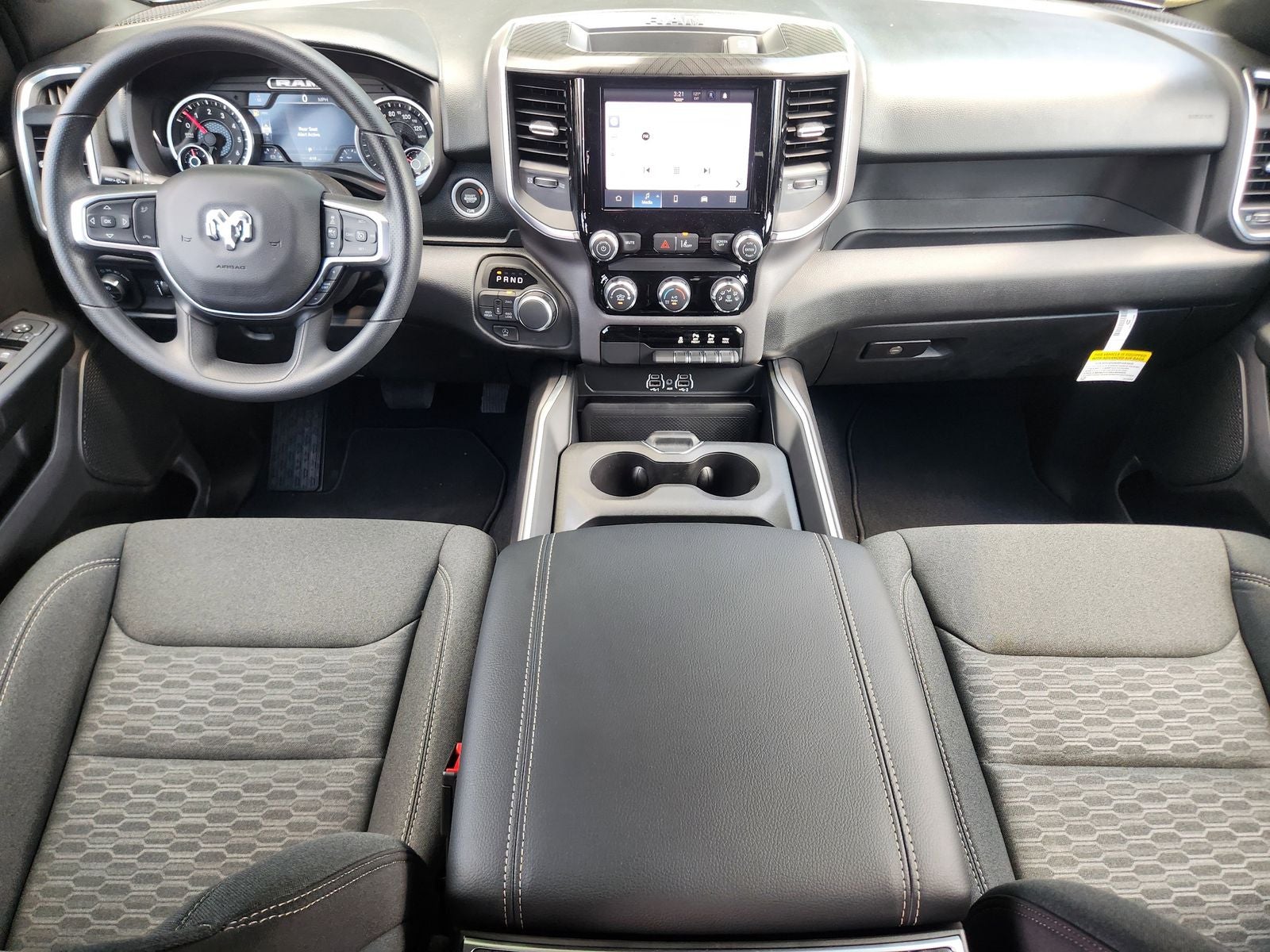 2026 RAM Ram 1500 RAM 1500 EXPRESS CREW CAB 4X4 5'7' BOX