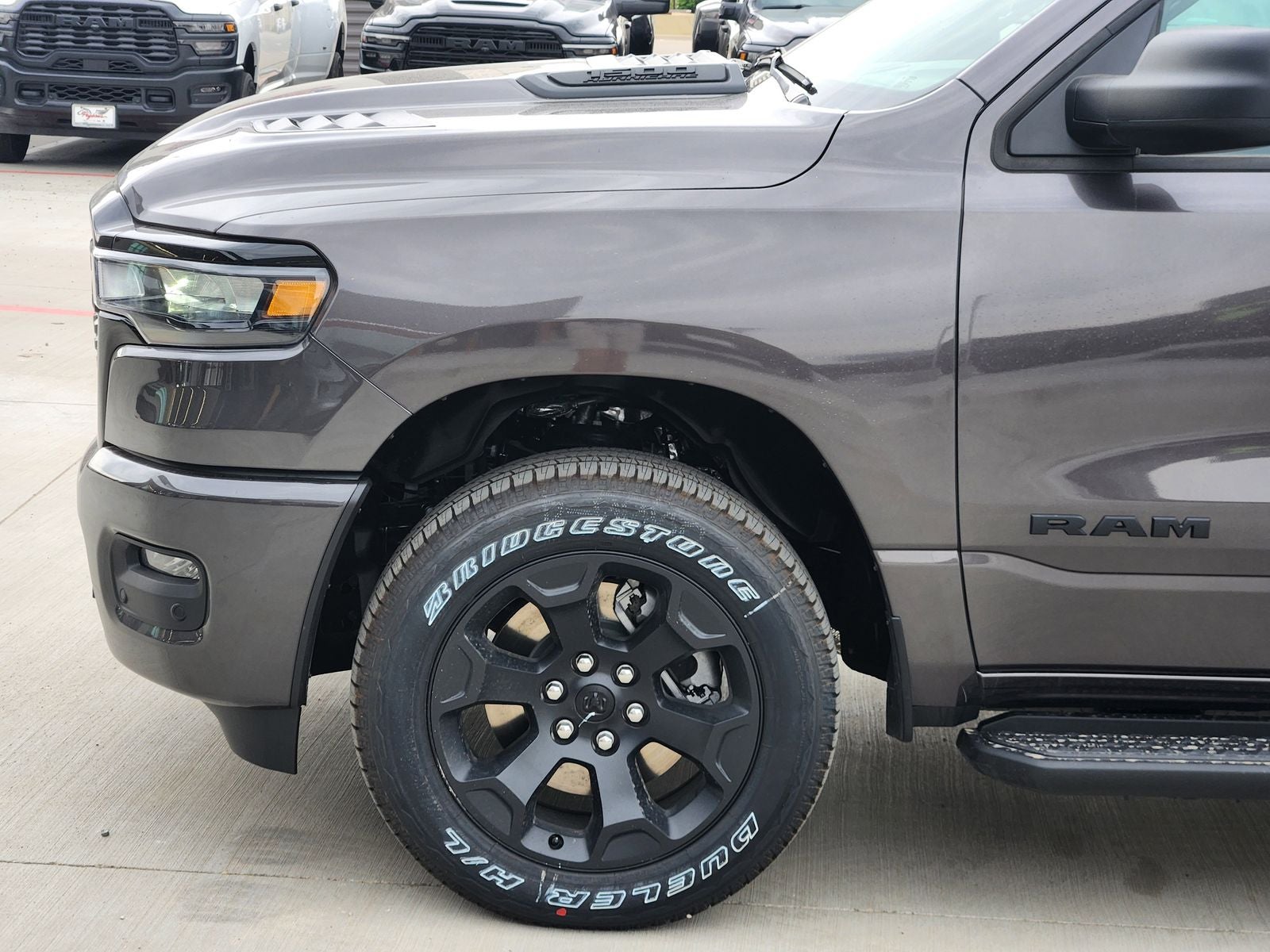 2026 RAM Ram 1500 RAM 1500 EXPRESS CREW CAB 4X4 5'7' BOX