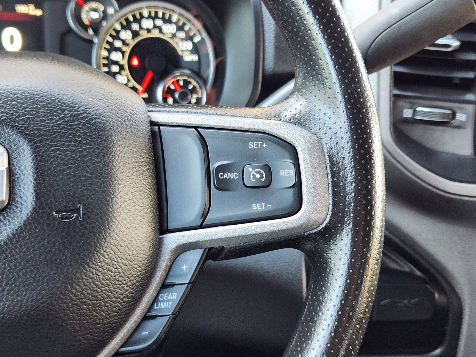 2024 RAM Ram 2500 Tradesman Crew Cab 4x4 8' Box