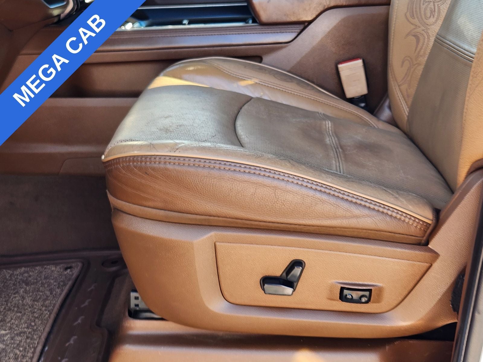 2022 RAM Ram 2500 Limited Longhorn Mega Cab 4x4 6'4' Box