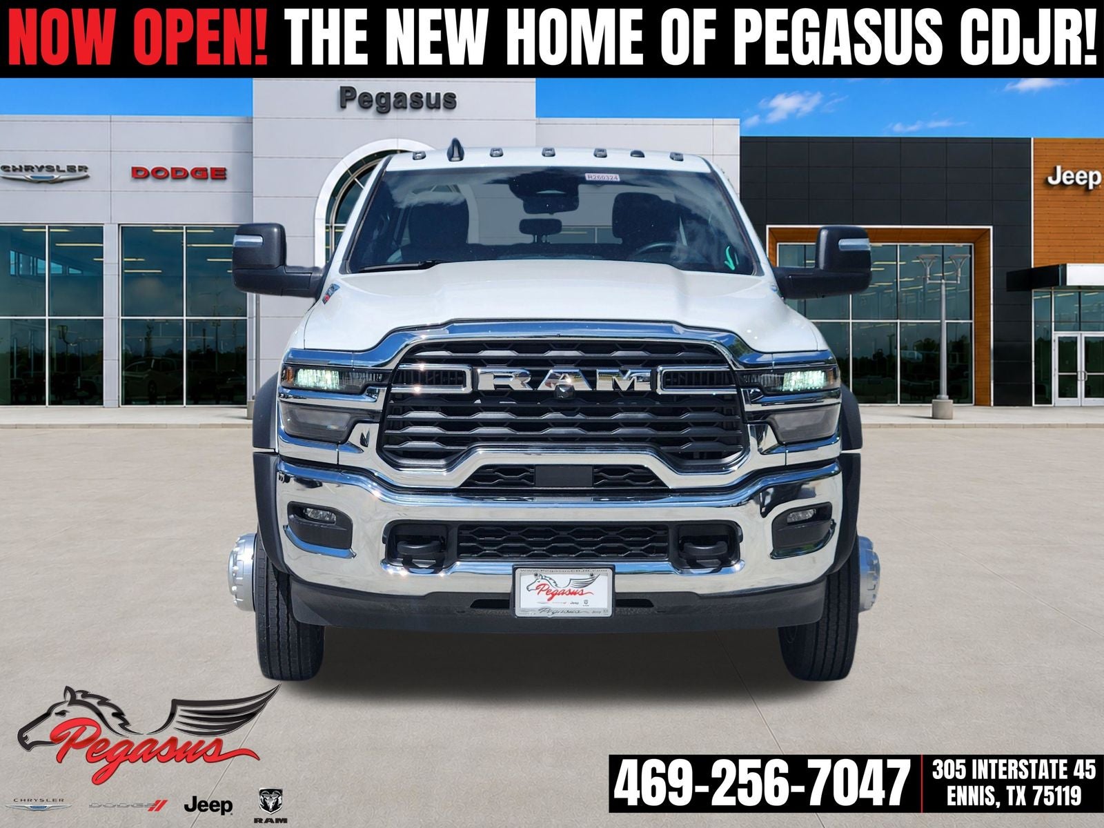2026 RAM 5500 Chassis RAM 5500 TRADESMAN CHASSIS CREW CAB 4X4 84' CA
