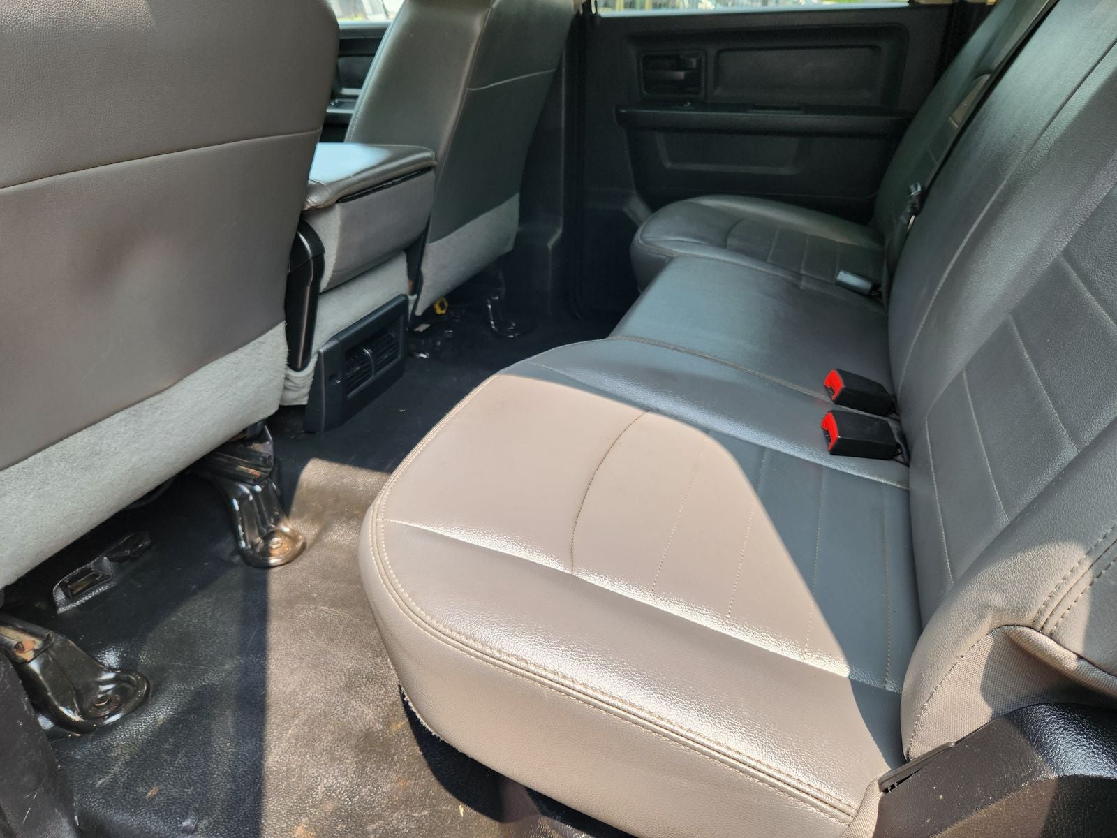 2018 RAM 3500 Chassis Tradesman/SLT/Laramie