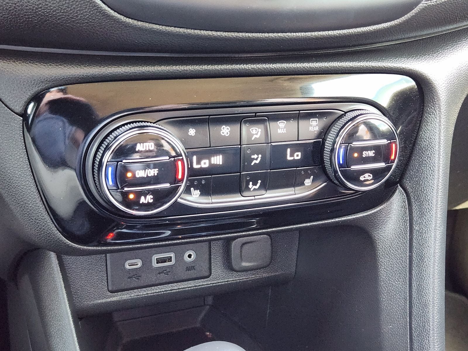 2022 Buick Encore GX FWD Select