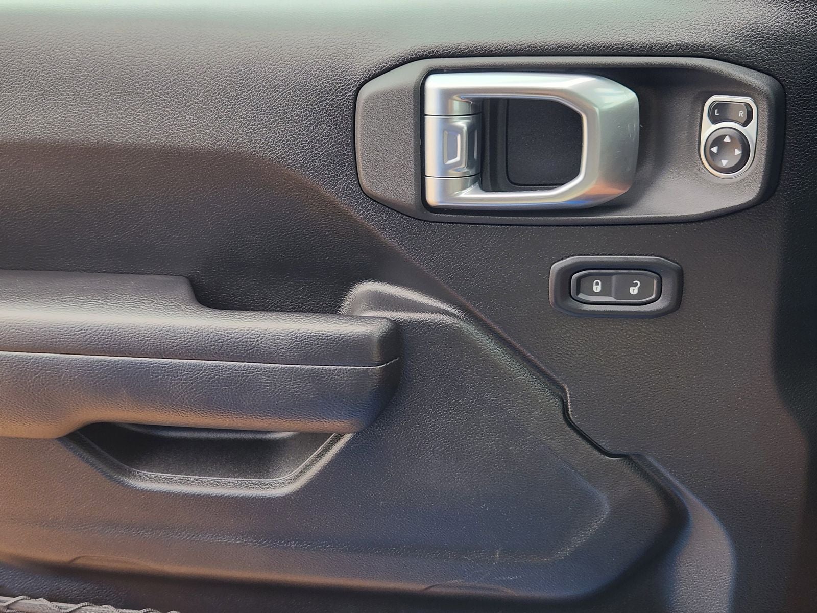 2024 Jeep Wrangler 4-Door Sport S 4x4