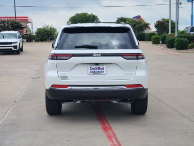 2026 Jeep Grand Cherokee GRAND CHEROKEE LAREDO X 4X4