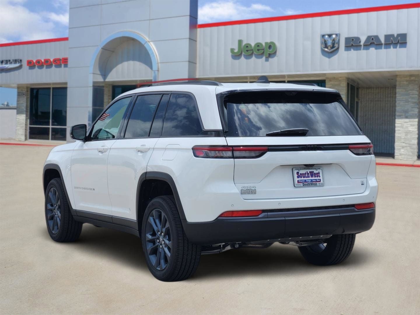 2026 Jeep Grand Cherokee GRAND CHEROKEE 85TH ANNIVERSARY EDITION 4X4