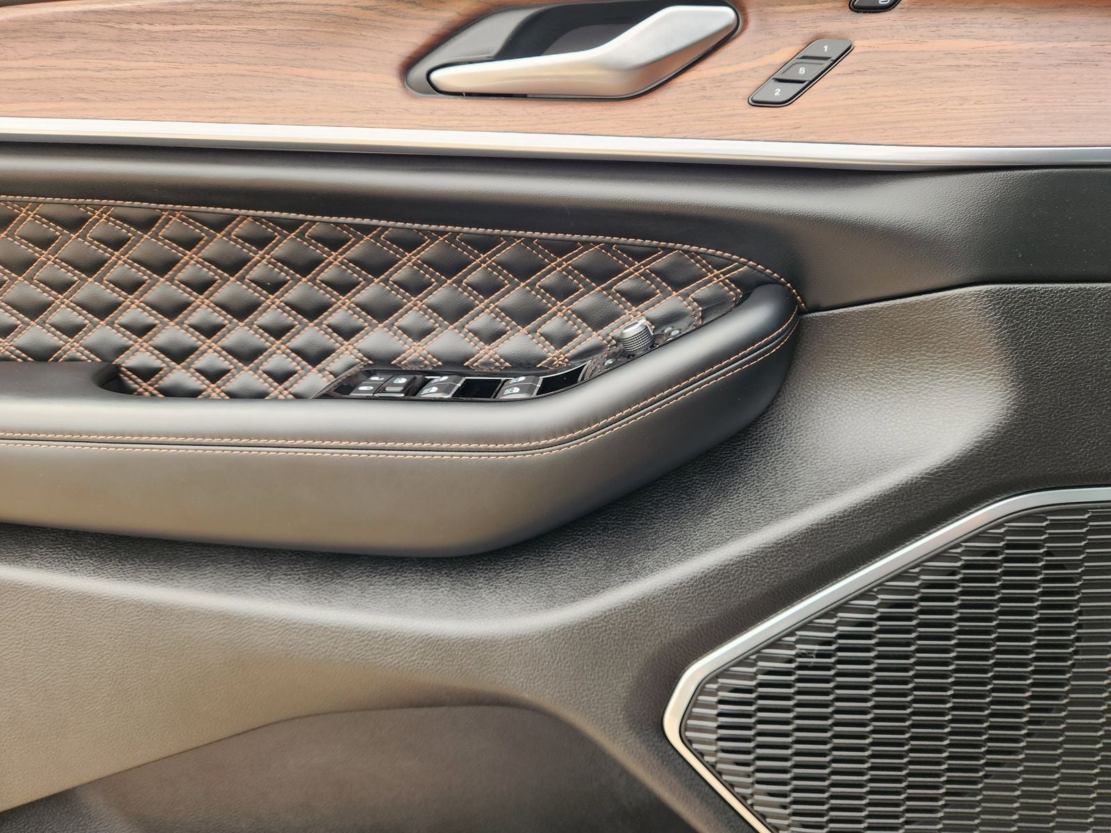 2022 Jeep Grand Cherokee Summit 4x4