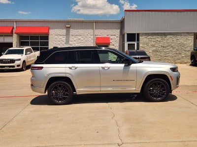 2026 Jeep Grand Cherokee GRAND CHEROKEE SUMMIT 4X4