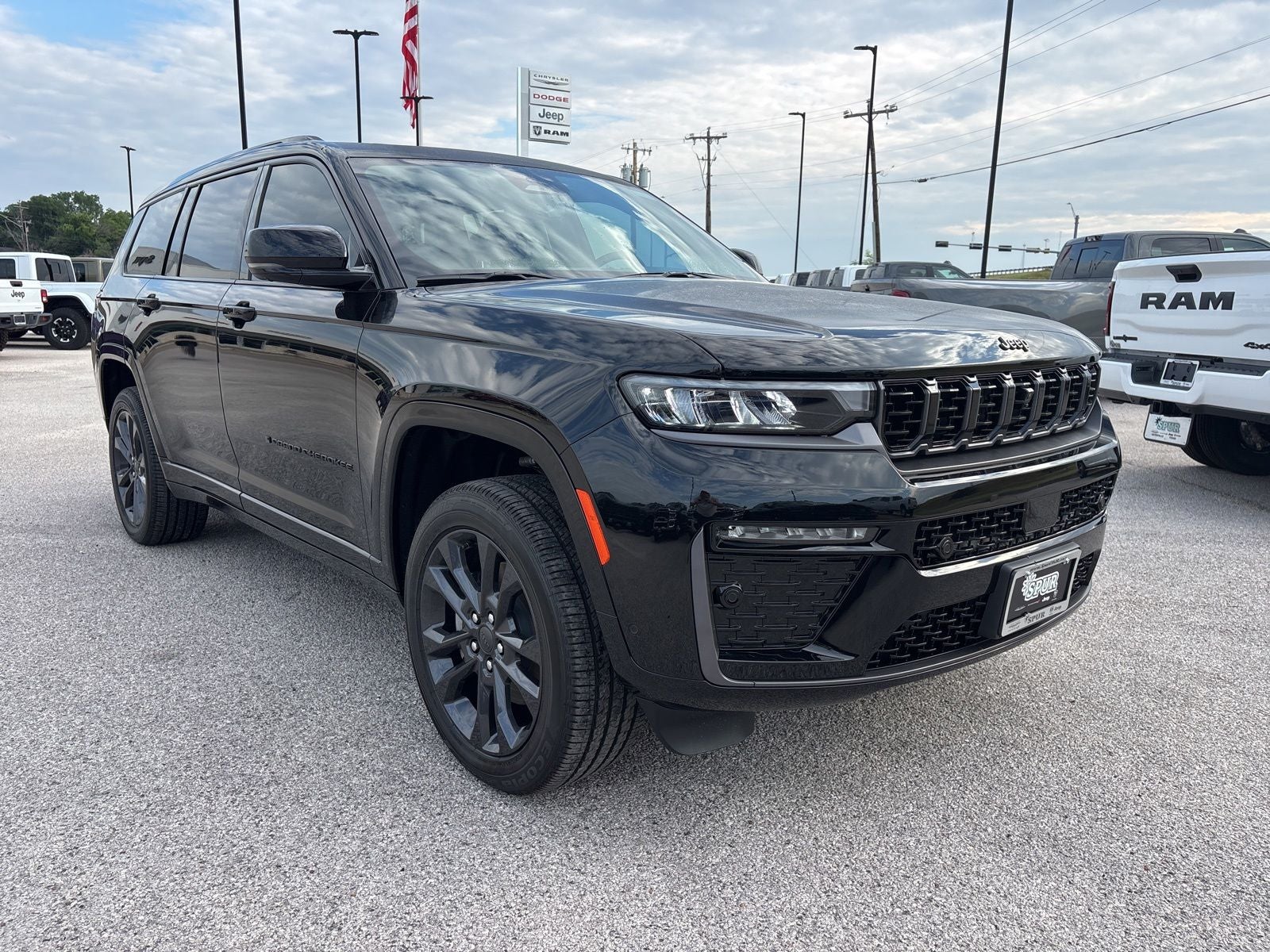 2026 Jeep Grand Cherokee GRAND CHEROKEE L LIMITED RESERVE 4X4