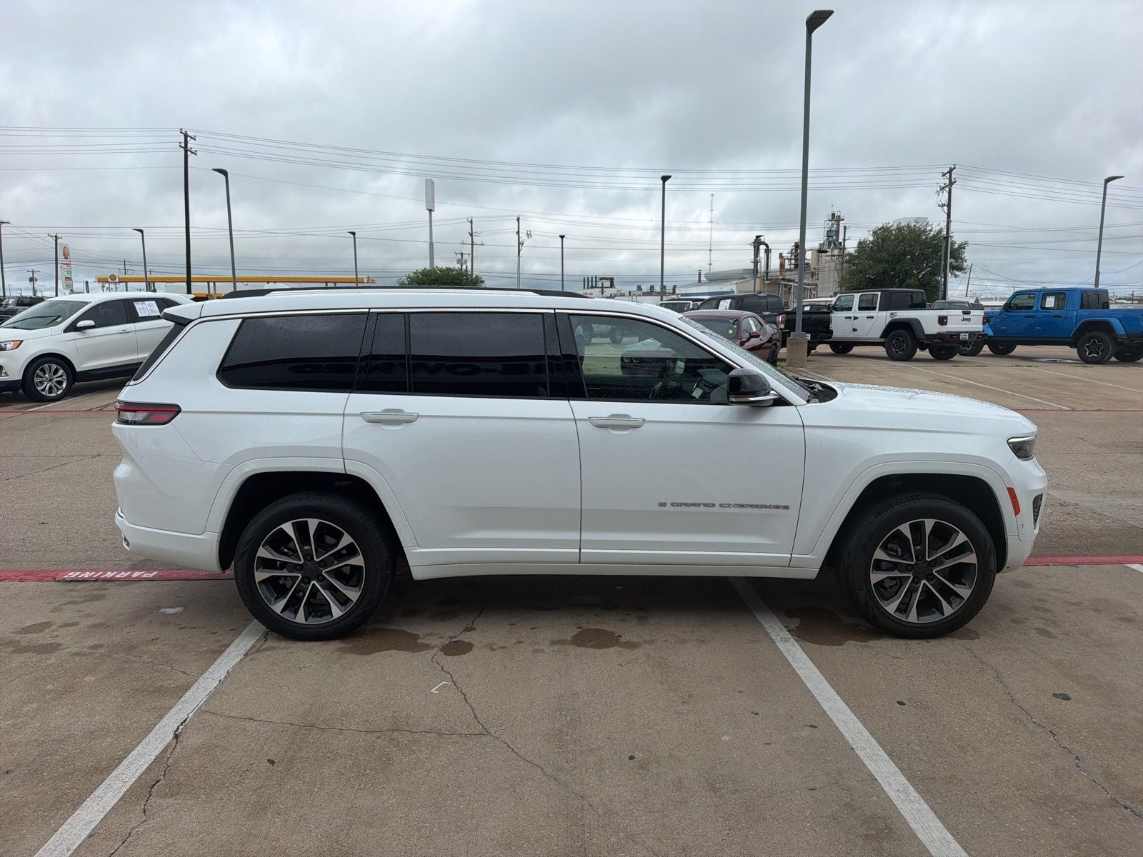 2023 Jeep Grand Cherokee L Overland 4x4