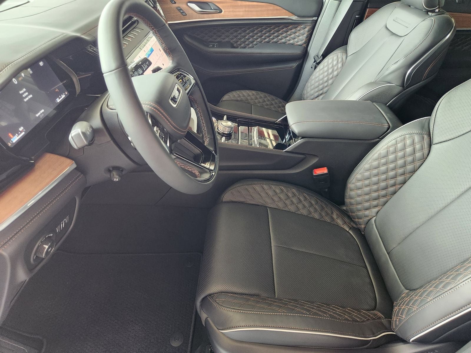 2026 Jeep Grand Cherokee GRAND CHEROKEE L SUMMIT 4X4