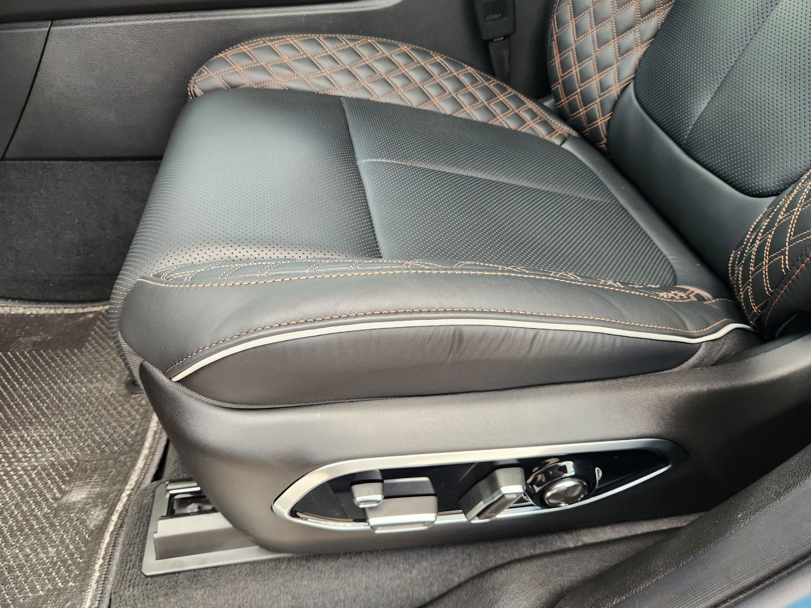 2026 Jeep Grand Cherokee GRAND CHEROKEE L SUMMIT 4X4