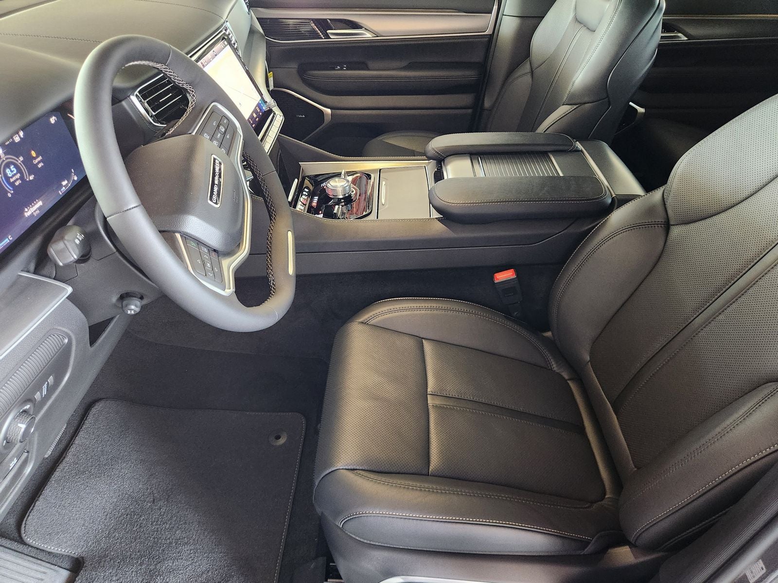 2026 Jeep Grand Wagoneer GRAND WAGONEER LIMITED RESERVE 4X4