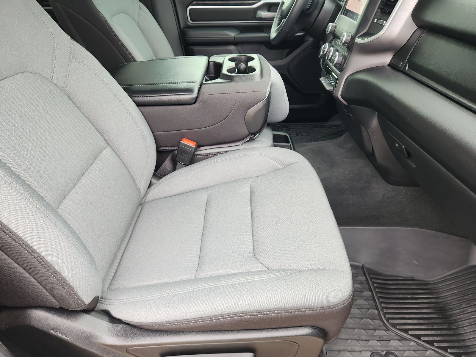 2023 RAM Ram 1500 Lone Star Quad Cab 4x2 6'4' Box