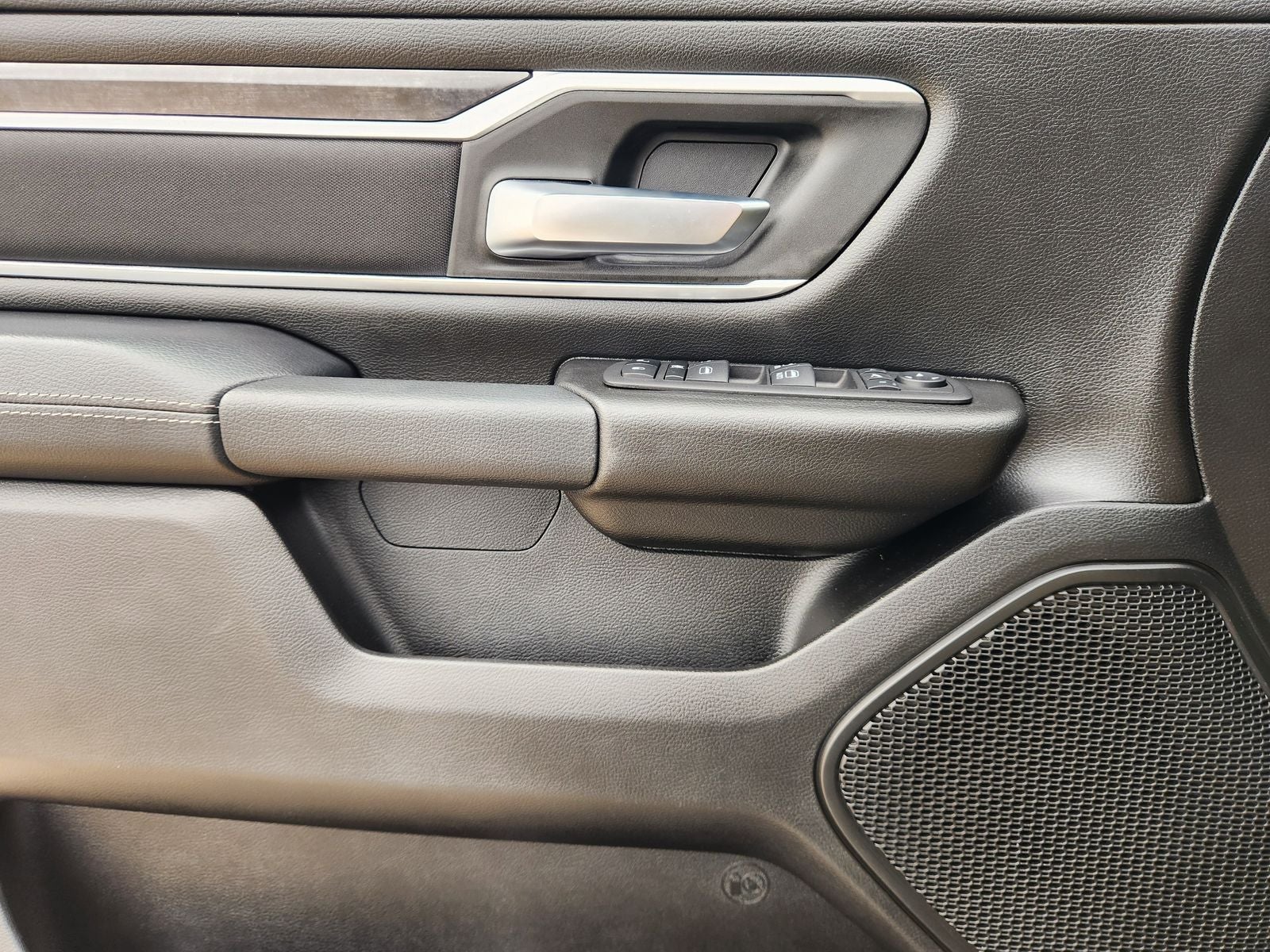 2023 RAM Ram 1500 Lone Star Quad Cab 4x2 6'4' Box