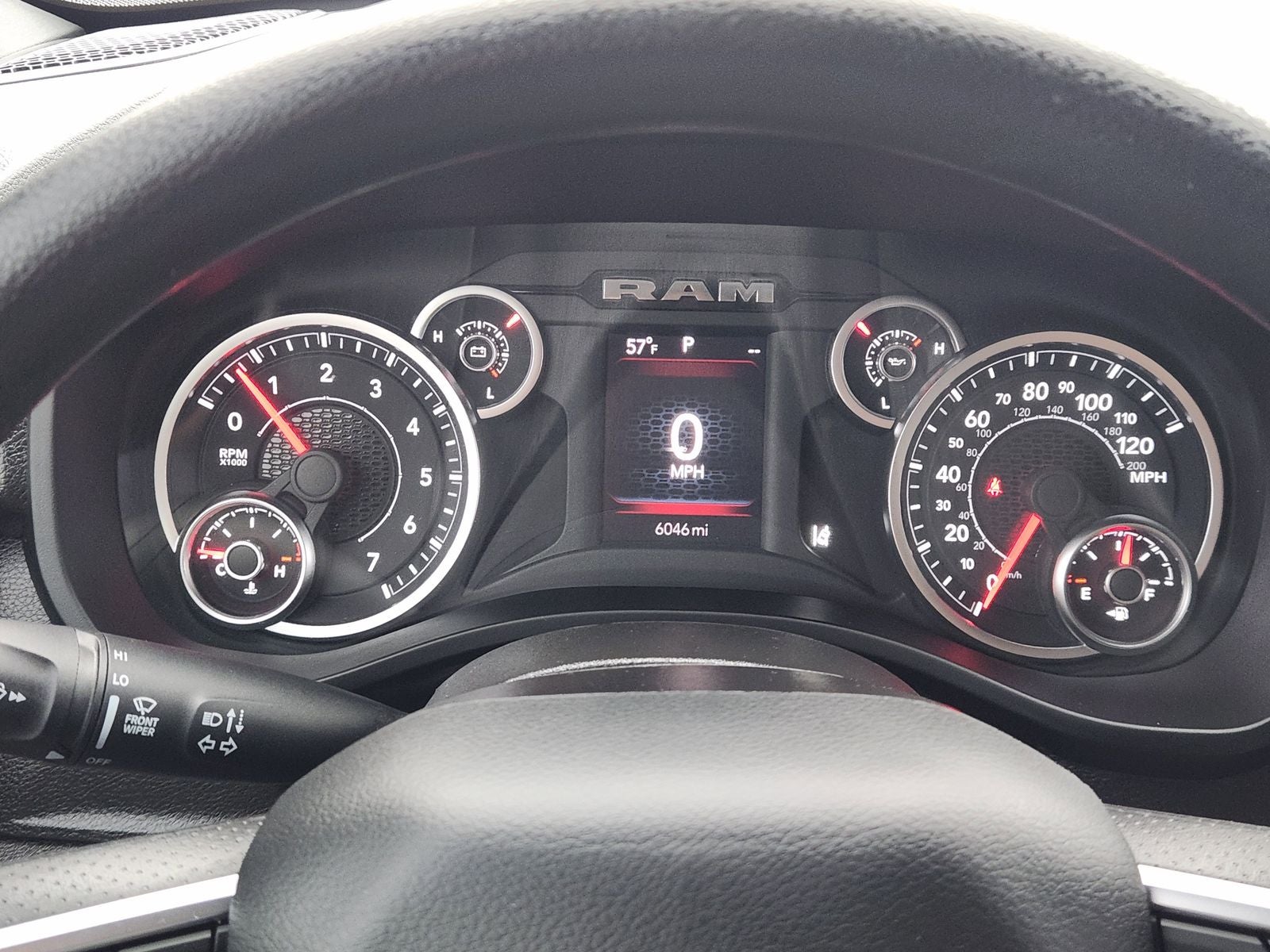 2025 RAM Ram 1500 Tradesman Crew Cab 4x2 5'7' Box