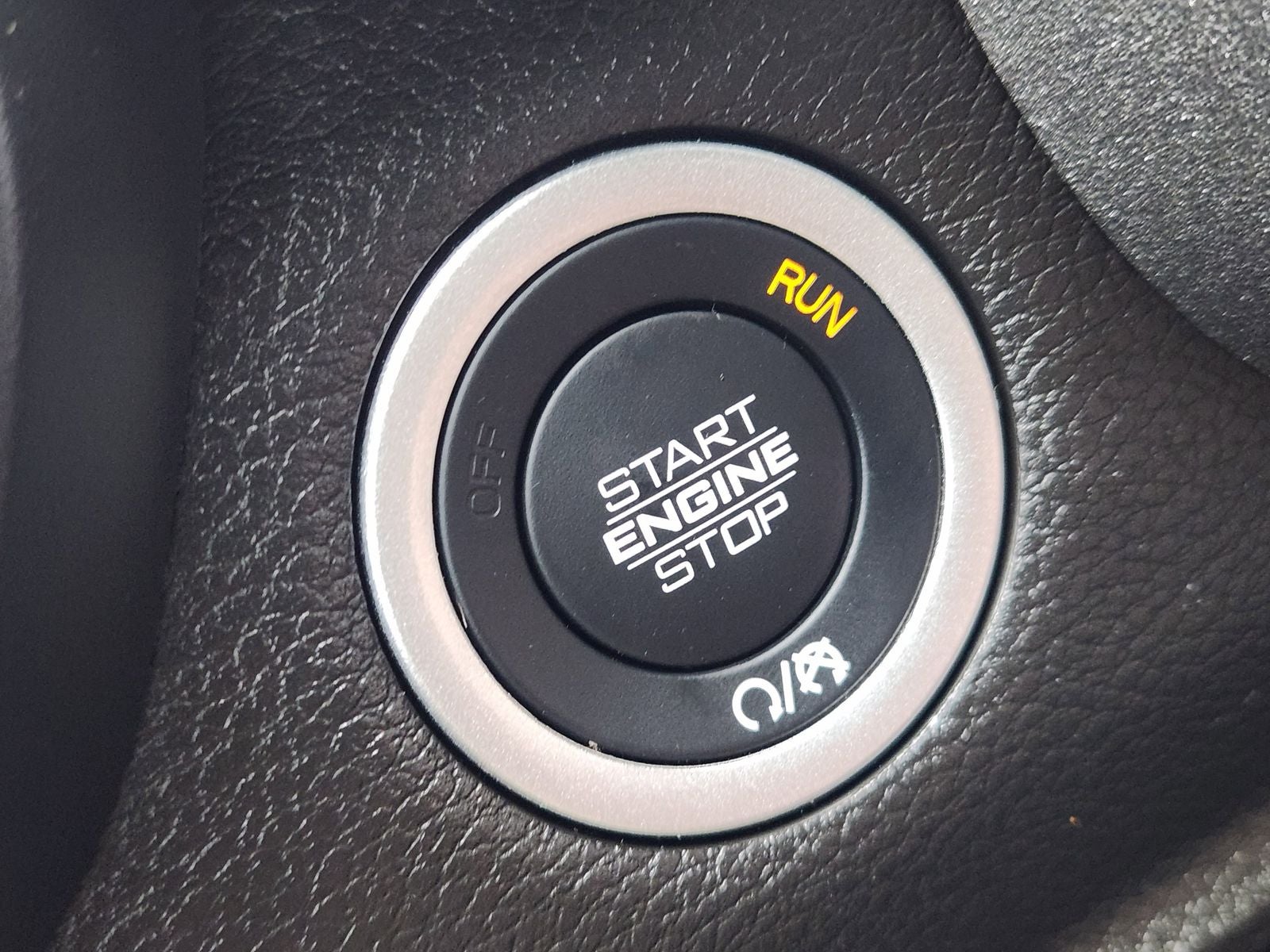 2025 RAM Ram 1500 Tradesman Crew Cab 4x2 5'7' Box