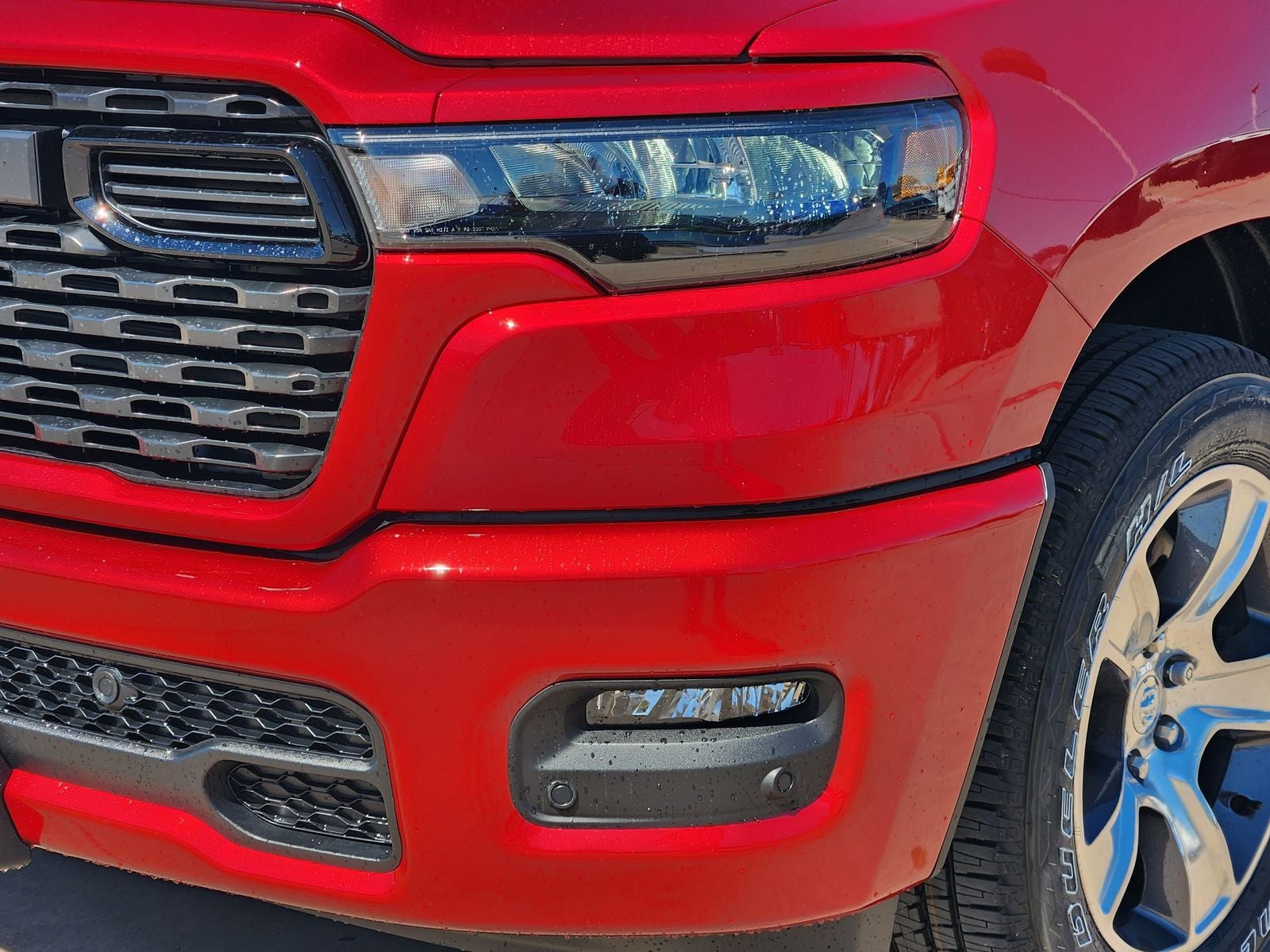 2026 RAM Ram 1500 RAM 1500 EXPRESS CREW CAB 4X2 5'7' BOX