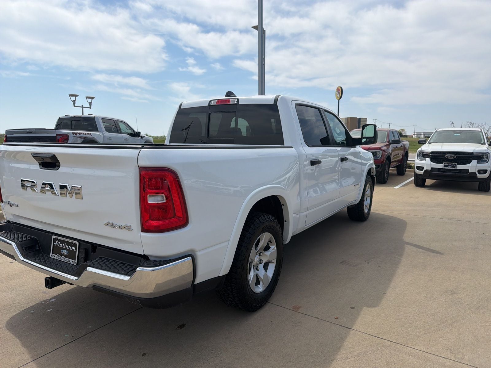 2025 RAM Ram 1500 Lone Star Crew Cab 4x4 5'7' Box