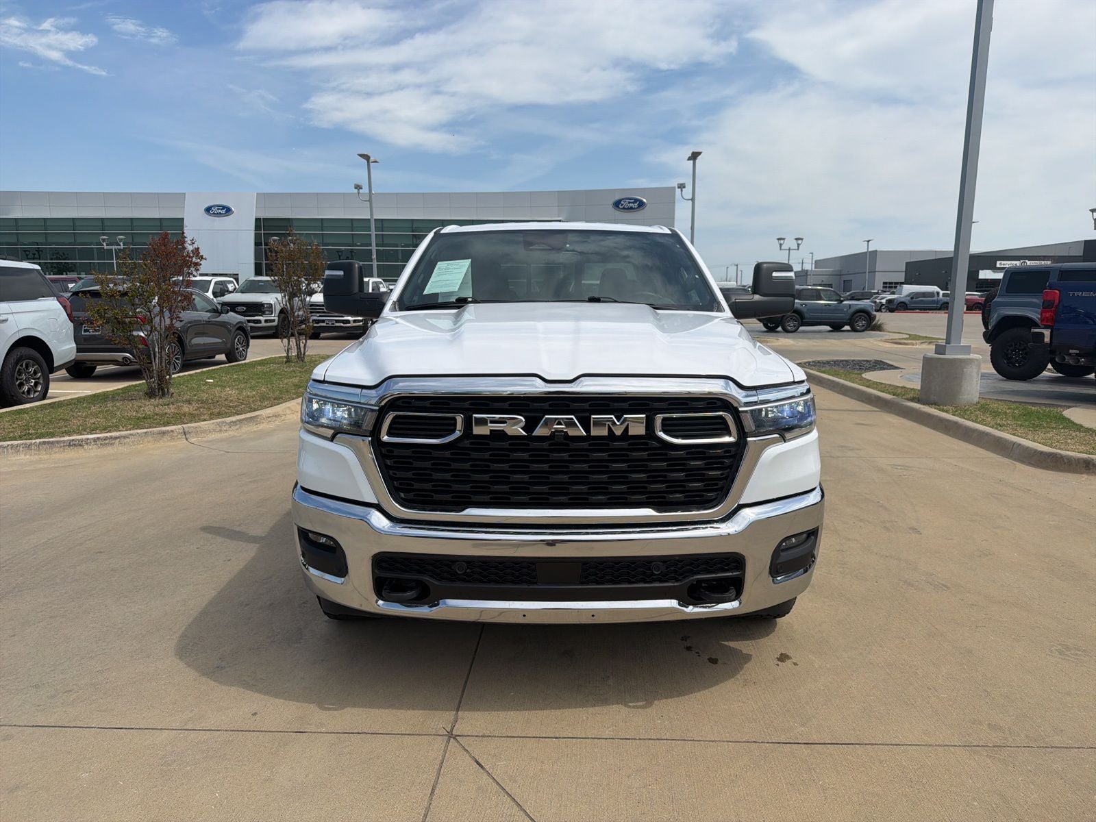 2025 RAM Ram 1500 Lone Star Crew Cab 4x4 5'7' Box