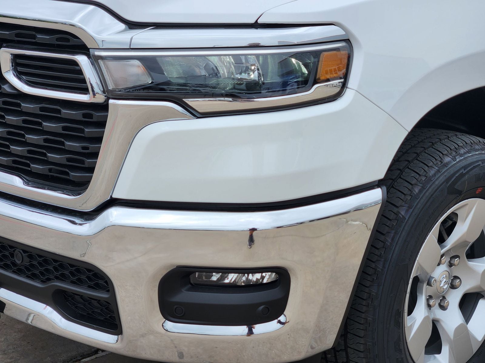 2026 RAM Ram 1500 RAM 1500 LONE STAR CREW CAB 4X4 5'7' BOX