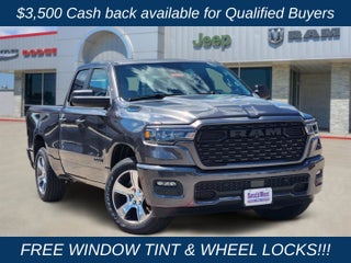 2026 RAM Ram 1500 RAM 1500 EXPRESS QUAD CAB 4X2 6'4' BOX