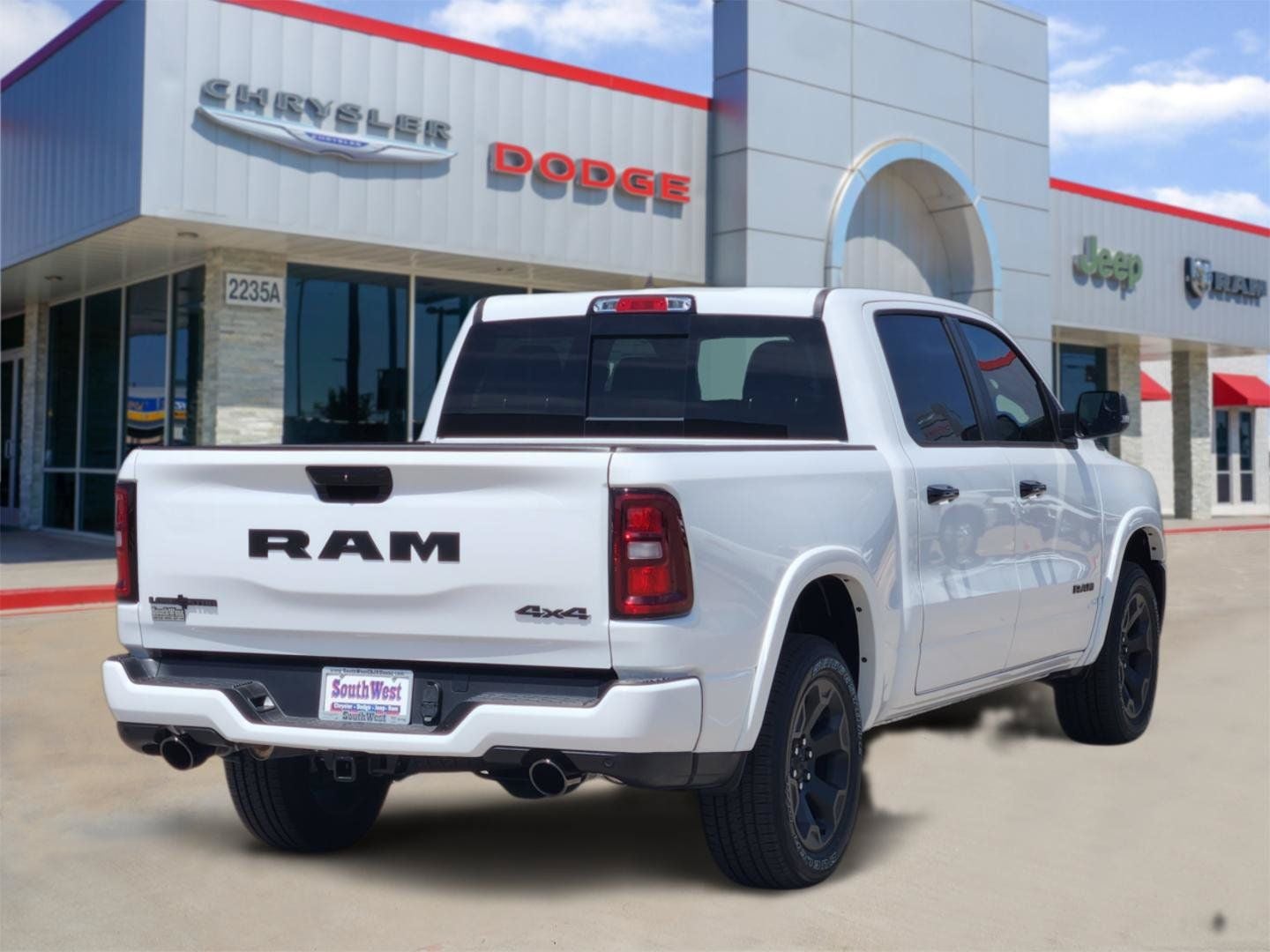 2026 RAM Ram 1500 RAM 1500 LONE STAR CREW CAB 4X4 5'7' BOX